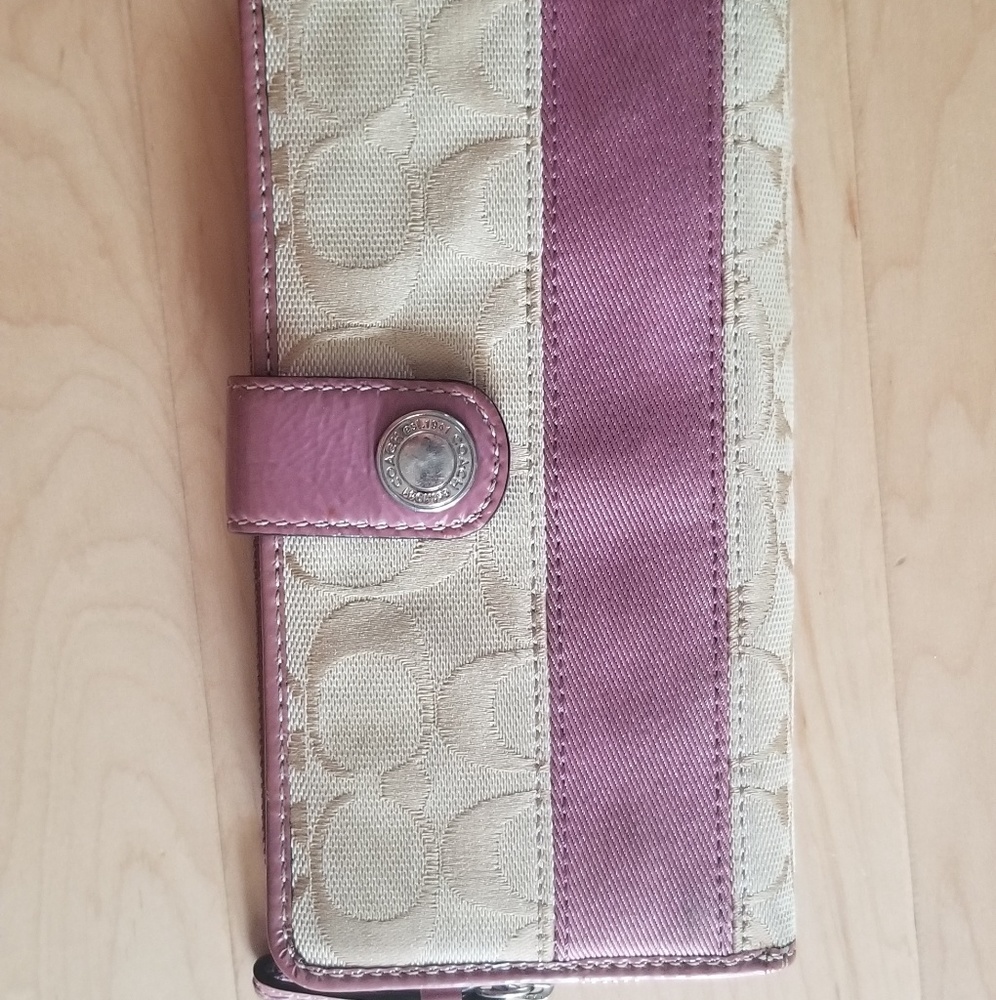 Coach wallet